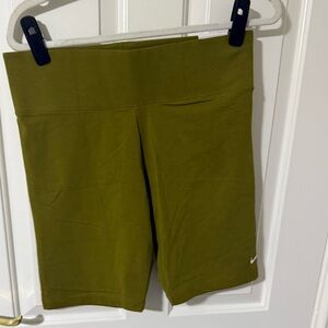 2/$25 NWT Nike Women's Olive Green Bike Shorts xl